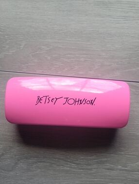 Betsey Johnson Hot Pink Travel Glasses Case